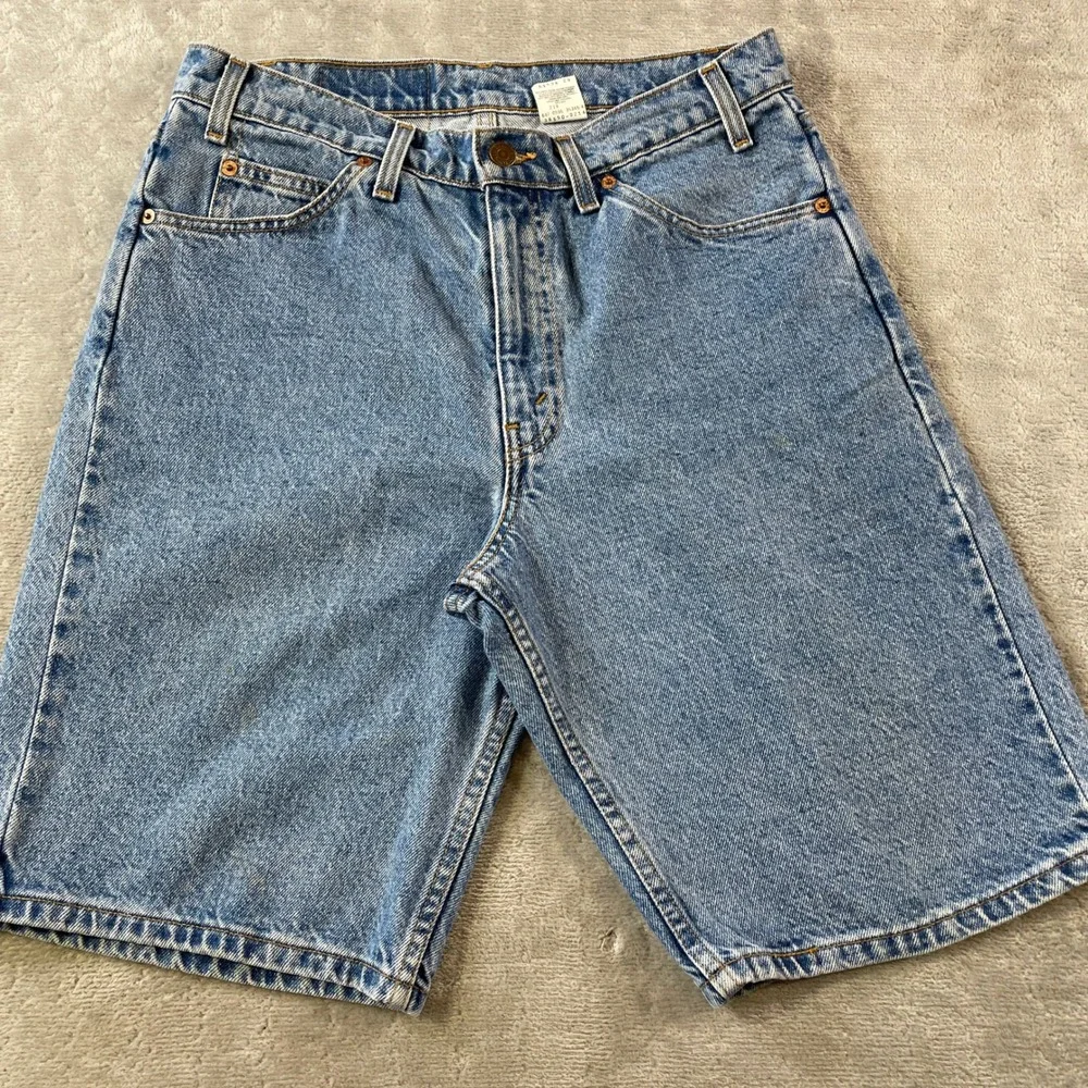 Vintage Levis 550 Denim Shorts Relaxed Fit Mens 32 Light Wash Orange Tab 1996